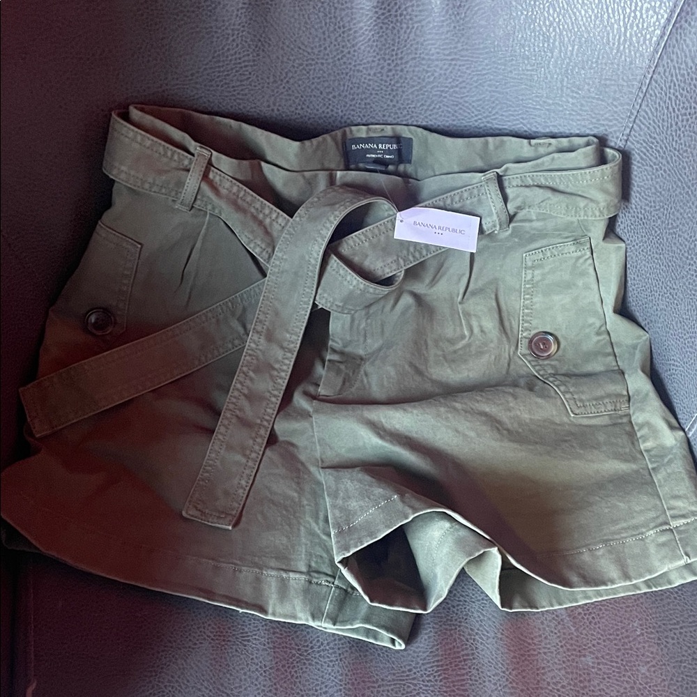 Banana Republic Olive Utility Tie-Waist Cargo Shorts